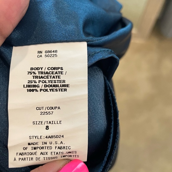 ABS rose sleeved dress - Picture 14 of 15